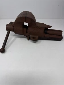 Empire No. 25 Bench Vise - Picture 1 of 9