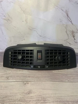 05-07 Cadillac CTS V 2005 2006 2007 sedán tablero panel de ventilación central V6 luz de peligro Foto 1 de 4