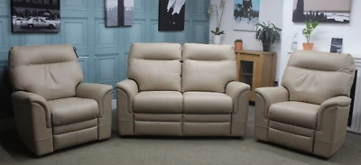 PARKER KNOLL HUDSON 2 STATIC SEATER SOFA & PAIR ELECTRIC-LUMBER CHAIRS, LEATHER - Image 1 of 4