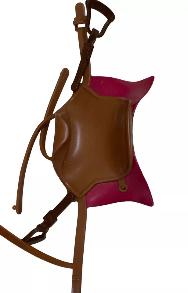 Arnés de silla de montar de caballo enredado de Disney Rapunzel Royal Maximus  Foto 1 de 4