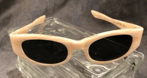 Vintage Suntimer Sunglasses Mod Cat Eye Cream/White S-507 Great Cond. - Bild 1 von 12