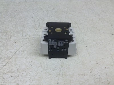 Interruptor de carga de desconexión Telemecanique Schneider V4 600 voltios 80 amperios 3 polos V 4 Foto 1 de 4