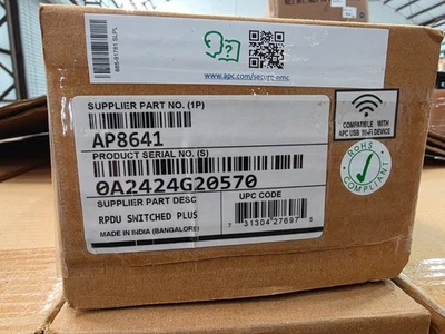 Unidad de distribución de energía para rack de conmutación APC AP8641 24 tomas de corriente Foto 1 de 2