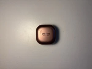 Samsung Galaxy Buds Live - TYLKO ETUI ŁADUJĄCE - Słuchawki douszne - Mystic Bronze - Zdjęcie 1 z 2