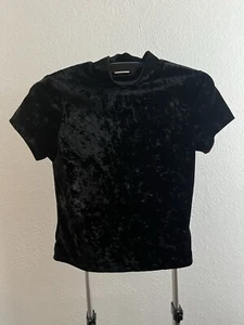Forever 21 Women T-Shirt M Black Velvet Short Sleeve High Neck Basic - Picture 1 of 7