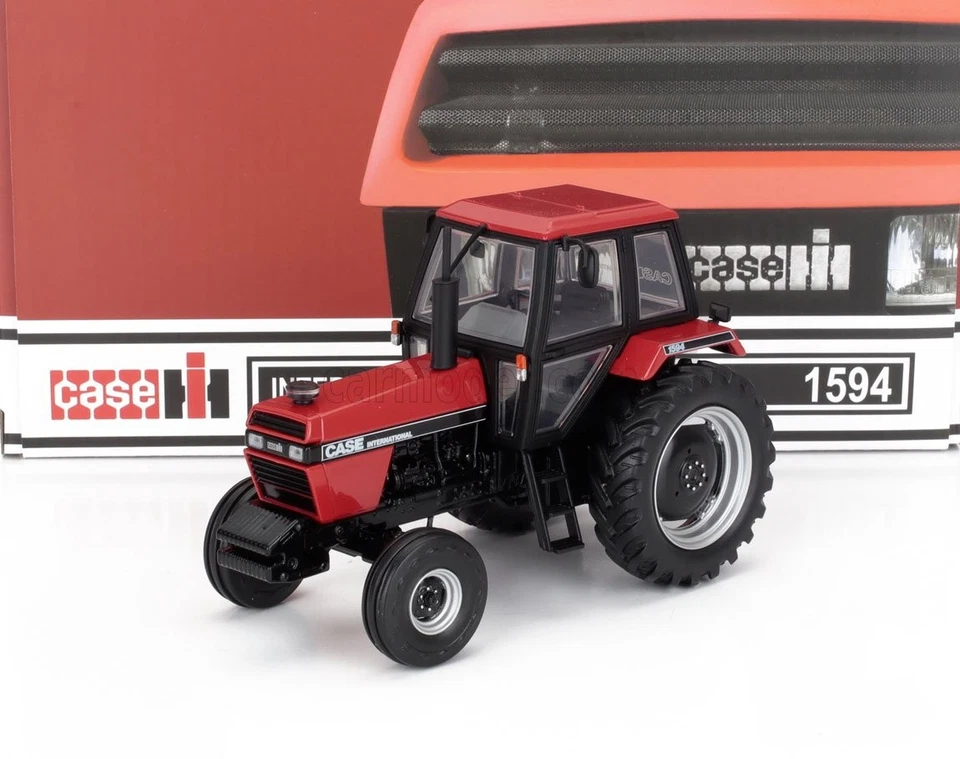 1/32 UNIVERSAL HOBBIES - CASE-IH - 1594 2WD TRACTOR 1954 UH6759 - Immagine 1 di 1
