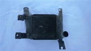 INTERCOOLER Nissan Pickup (D22)(02.1998->) 2002/2008 YD25 Foto 1 de 2