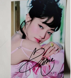 Foto autografiada firmada a mano (G)I-DLE Minnie colección K-POP 4*6 pulgadas 202559 - Imagen 1 de 1