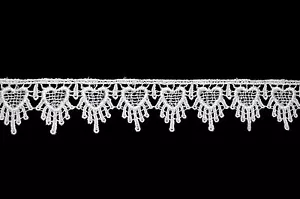 Lily 1.25" Wide Beautiful White Heart Scalloped Edge Venice Lace Trim By Yardage - Picture 1 of 1