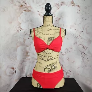 Set bikini completo senza fili con top twist rosso - Foto 1 di 7