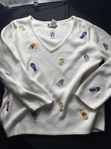 Woman Size M Cotton V neck Sweater Embroidered Colorful Sandals Barbie Core - Picture 1 of 3