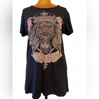 Camiseta Negra Y2K Tapout León Gráfico: Bikercore Motociclista Patinador Grunge Emo Gótico Deportivo Foto 1 de 4