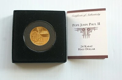 2003 Pope John Paul Il 24 KARAT Half Dollar Brilliant Uncirculated with COA - Image 1 of 4
