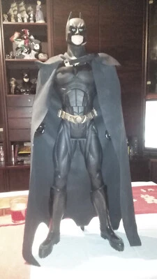 Batman Begins Giant Action Figure 80cm Tall 2005 Mattel DC, H6743 With Original Box - Image 1 of 4