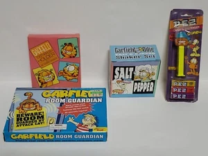 Vintage Garfield Sammlerstück Lot: Salz Pfefferstreuer Set, Zahnbürstenhalter, Pez - Bild 1 von 10