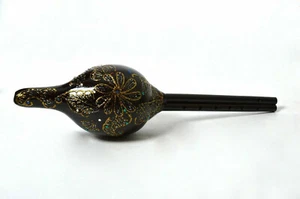 Design Pungi Snake Charmers Flute like Indian Musical Instrument, made & Gourd - Picture 1 of 9