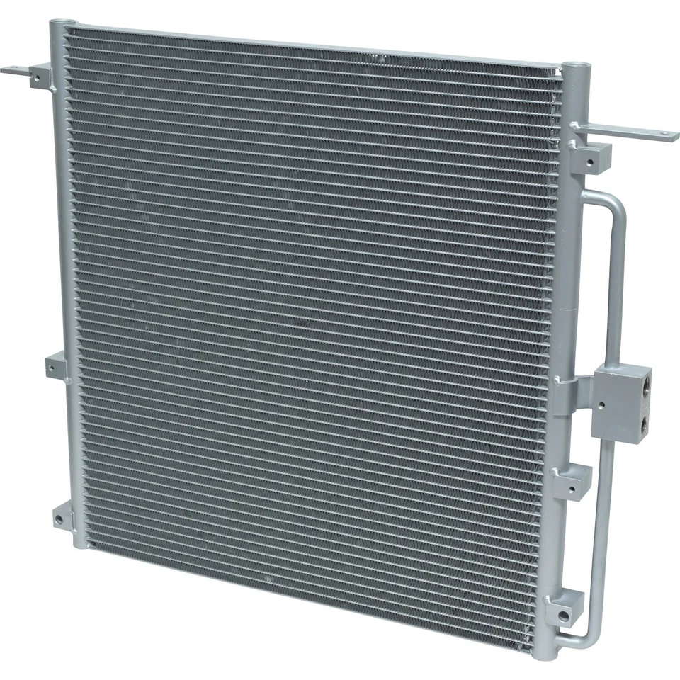 Condensador de aire acondicionado UAC 1996 1997 1998 1999 2000 Land Rover Range Rover 1995-2002 Foto 1 de 2