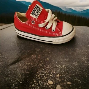 Converse - Picture 1 of 1