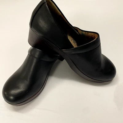 Zapatos para mujer B.O.C by Born usados de cuero negro zueco superior zapatos cómodos 7M Foto 1 de 4