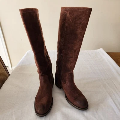 Franco Sarto Botas Para Mujer 6W Marrón Gamuza Pista A Hasta la Rodilla Cremallera Exterior Ropa de Trabajo Foto 1 de 4