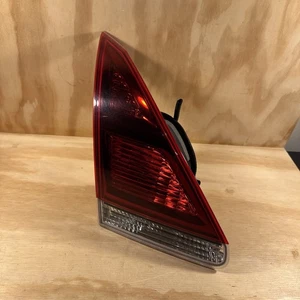 2013-2016 OEM TOYOTA VENZA LEFT SIDE LID INNER TAIL LIGHT | LH - Picture 1 of 11