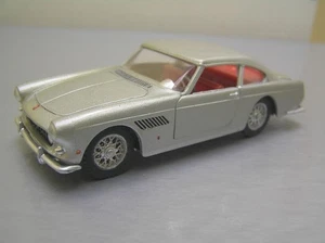 Solido 123 Ferrari 250 GT 2+2 rare Champagne-Silver wt red interior 1/43 scale - Picture 1 of 10