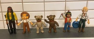 Rare MONARCH: THE BIG BEAR OF TALLAC, 6 PVC FIGURES MAIA & BORGES PORTUGAL, 80's - Picture 1 of 10