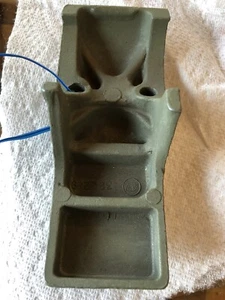 Johnson Evinrude motor mount cover 329020 Free Shipping! Vintage - Picture 1 of 2