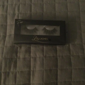 Lilly Lashes 3D Faux Mink Lashes - Miami - Picture 1 of 3