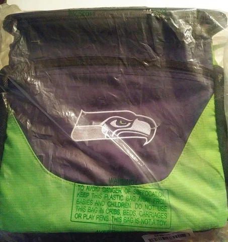 Seattle Seahawks 24 Can Cooler [NEW] NFL Cookout BBQ Drink Ice Lunch Tailgate Cover