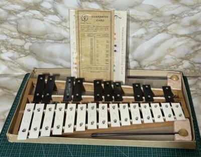 Винтажный ксилофон Bell Harmony 25 нот Glockenspiel сделано в Германии оригинальная коробка - Изображение 1 из 4
