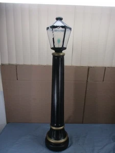 Vintage Dickens Carolers Style Black Light Pole Post Lighted Christmas Blow Mold - Picture 1 of 13