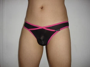 Slip plume taille S/M tissus très doux un peu transparent noir sexy - Imagen 1 de 4
