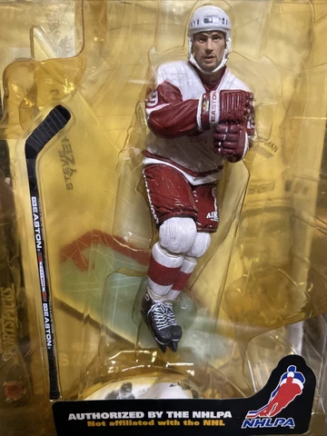 STEVE YZERMAN ⭐️ 2000 McFarlane Sports Picks Series 1 ⭐️ NHLPA  Action Figure Cover