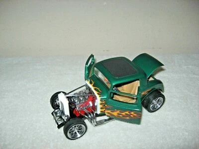 1932 FORD COUPE STREET ROD  SHYNE RODZ 1:18 ROAD SIGNATURE OPENING DOORS & TRUNK - Image 1 of 4