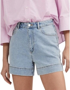 Witchery Denim Shorts Womens Size 20 Light Blue Vintage Wash High Rise Classic - Picture 1 of 14