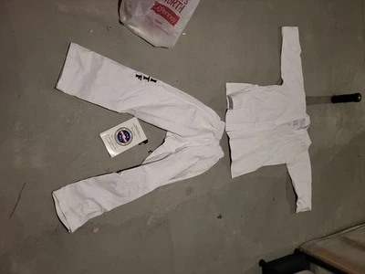Taekwondo Outfit - Image 1 of 3