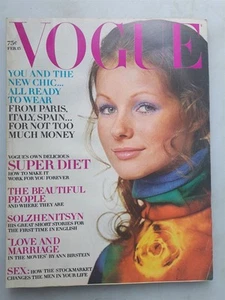 Vogue Magazine February 15, 1971 Issue Fashions, Solzhenitsyn Short Stories - Imagen 1 de 2