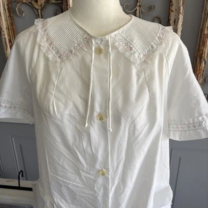 Barbizon Gay Pam Short Robe House Coat SZ S White Pockets Lace Embroidery NWOT - Picture 1 of 6