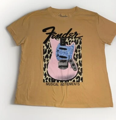 Camiseta feminina GG com gráficos de guitarra Fender por toda parte Pic instrumento de baixo - Imagem 1 de 4
