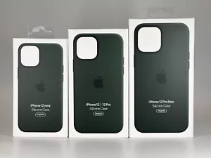 Apple MagSafe Custodia Silicone per iPhone 12 Mini / 12/12 Pro / 12 Pro Max - Verde - Foto 1 di 10