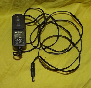 🌈 Westell MT12-4120100-A1 585-200071 I.T.E. Fuente de alimentación 120V 60Hz 0.3A 12V 1A - Imagen 1 de 2