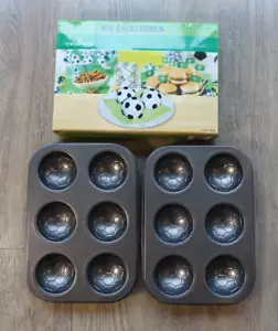 WM Backformen Crofton Fußball Fussball Fußbälle für 6 Muffins Form ca 26x18x3 cm - Bild 1 von 7