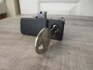 1995-1999 Subaru Legacy Outback Glove Box Latch Handle Key & Lock Dark Gray OEM - Picture 1 of 9