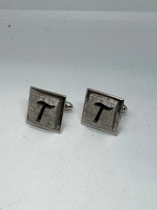 Gemelli quadrati tono argento T iniziali 16 mm stile vintage - Foto 1 di 8