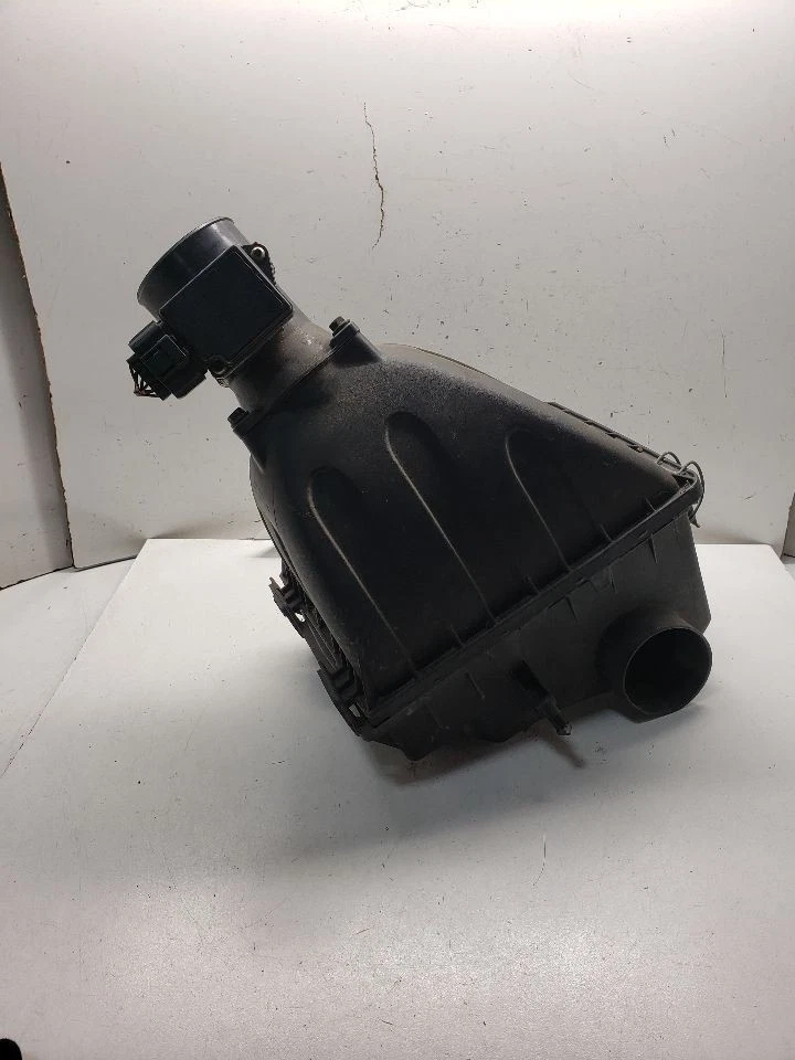 Purificador de aire 6-183 3,0 L DOHC compatible con 00-03 SABLE 1434682 Foto 1 de 4