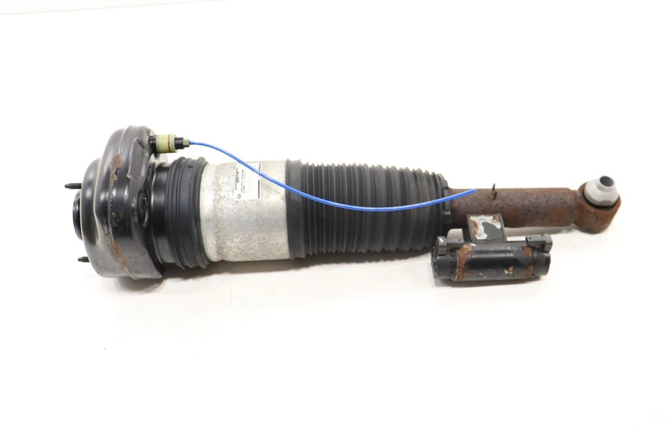 2016 - 2022 BMW 740I G12 REAR RIGHT SIDE SHOCK STRUT ABSORBER OEM 76687459403 - Image 1 of 4