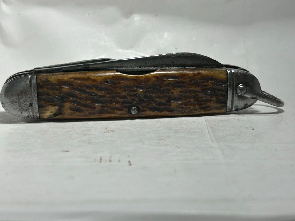 Cuchillo Plegable Colonial Scout Patrón HECHO EN EE. UU. Forro de Latón Temprano Segunda Guerra Mundial Foto 1 de 4