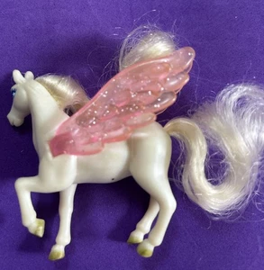 Barbie Bellissima Mini Figurina Magia di Pegaso Cavallo Ala Rosa Magica - Foto 1 di 5