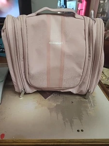 Bagsmart Womens Pink Toiletry Bag/Makeup Organizer/Travel Bag w/Compartments New - Bild 1 von 5